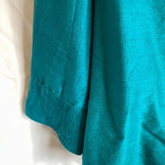Turquoise raw silk 3/4 sleeved blouse, size L - Picture 3 of 4